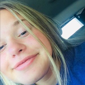 Meet your Posher, Abree